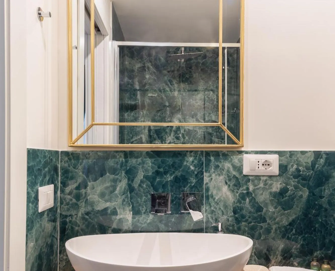 רומא Bretone XI B&B 0*,