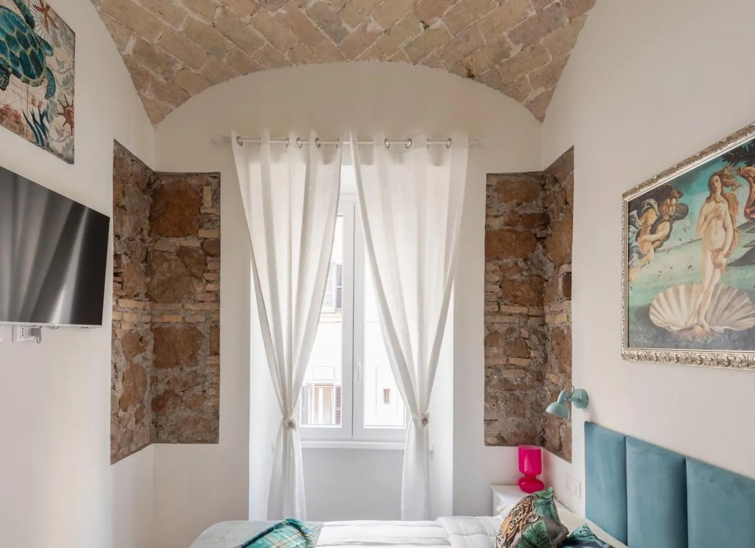 Bretone XI B&B Rome Bed & Breakfast