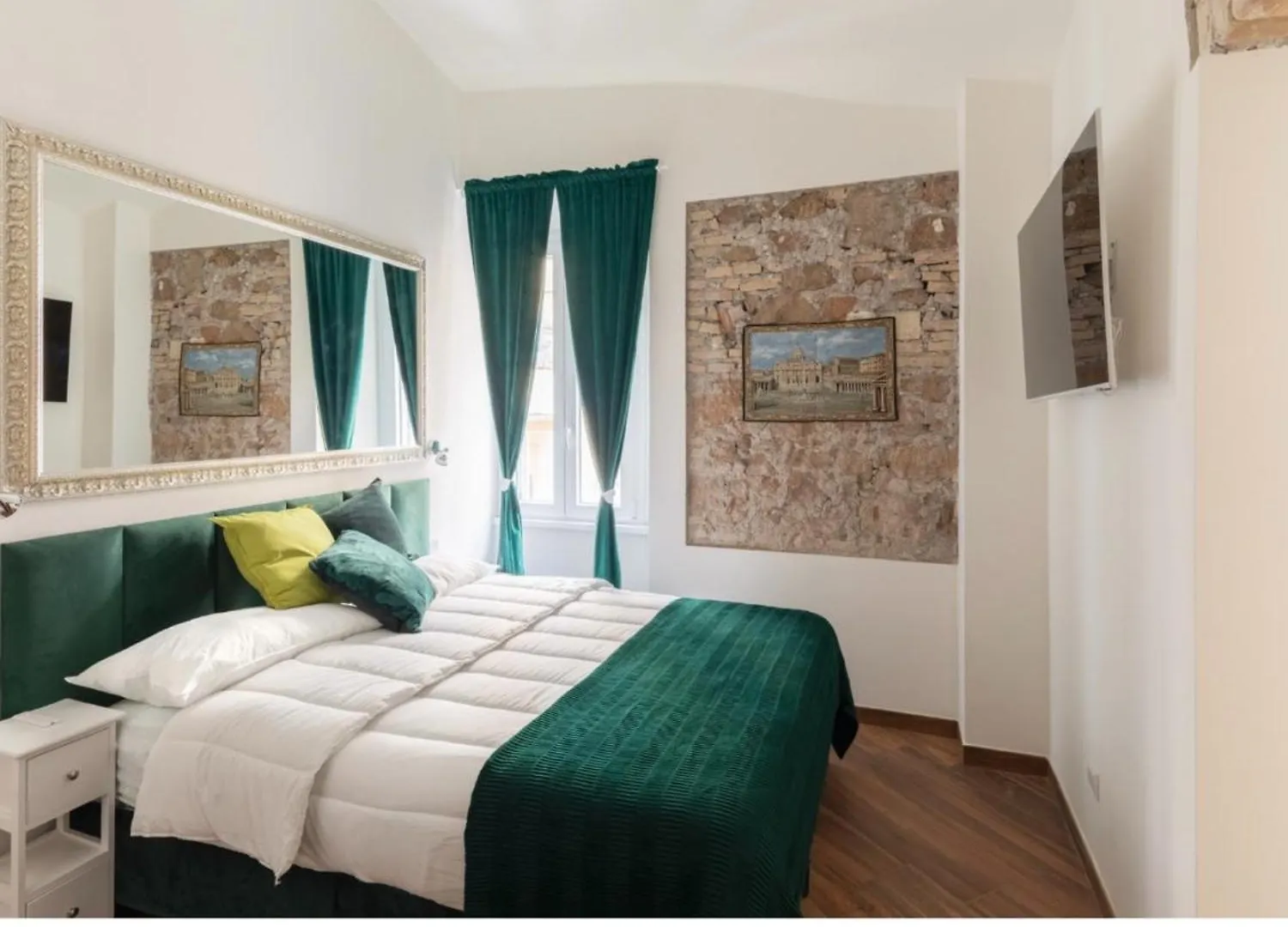Bretone XI B&B Rome Bed & Breakfast